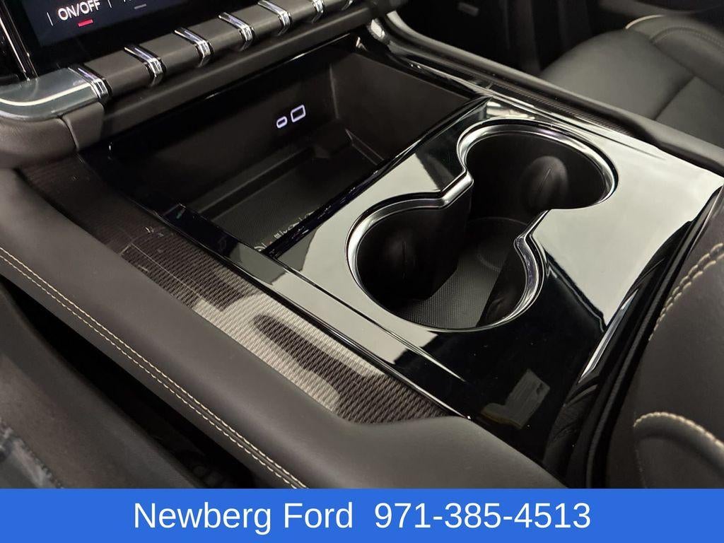 2025 GMC Yukon XL 4WD 4dr Elevation