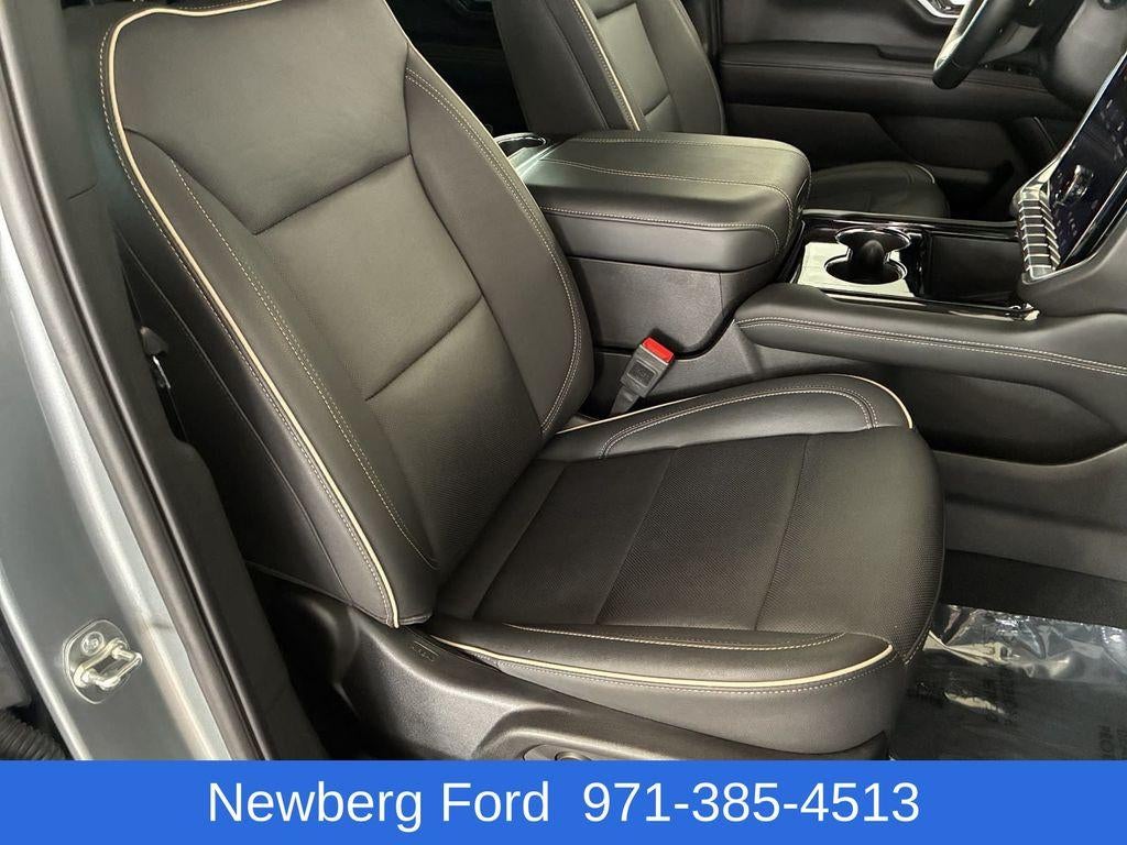 2025 GMC Yukon XL 4WD 4dr Elevation
