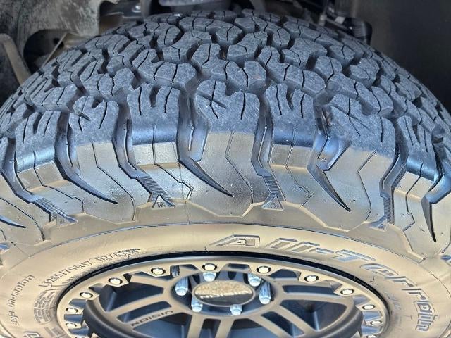2013 GMC Yukon XL 4WD 4dr 1500 SLT