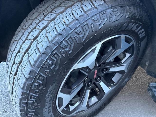 2025 GMC Yukon XL 4WD 4dr AT4 Ultimate