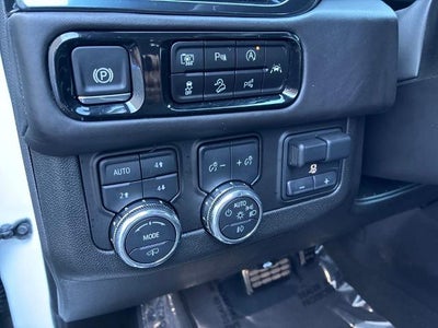 2025 GMC Yukon XL 4WD 4dr AT4 Ultimate