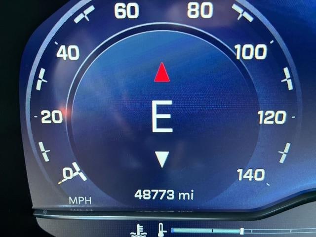 2022 Chevrolet Suburban 4WD RST