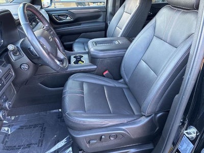 2022 Chevrolet Suburban 4WD RST