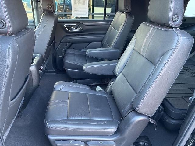 2022 Chevrolet Suburban 4WD RST