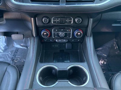 2022 Chevrolet Suburban 4WD RST