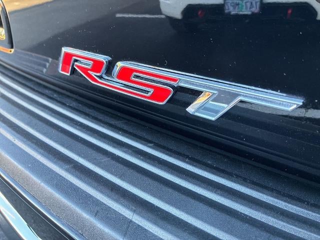 2022 Chevrolet Suburban 4WD RST