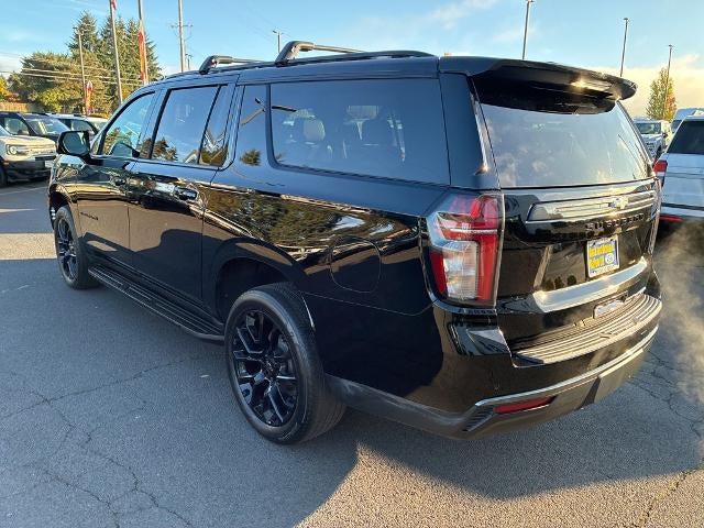 2022 Chevrolet Suburban 4WD RST