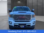 2017 GMC Sierra 2500 HD Crew Cab Standard Box 4-Wheel Drive Denali