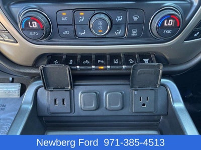 2017 GMC Sierra 2500 HD Crew Cab Standard Box 4-Wheel Drive Denali
