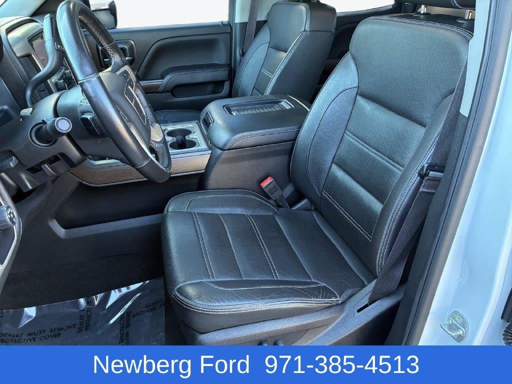 2017 GMC Sierra 2500 HD Crew Cab Standard Box 4-Wheel Drive Denali
