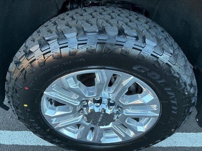 2021 GMC Sierra 2500 HD Crew Cab Standard Box 4-Wheel Drive Denali