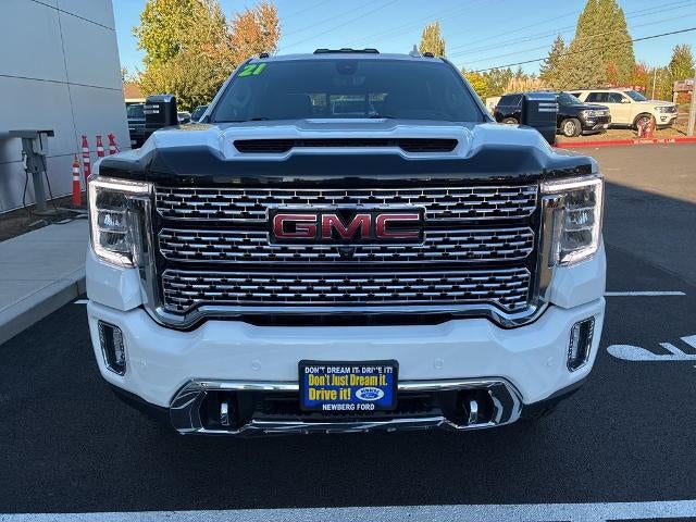 2021 GMC Sierra 2500 HD Crew Cab Standard Box 4-Wheel Drive Denali