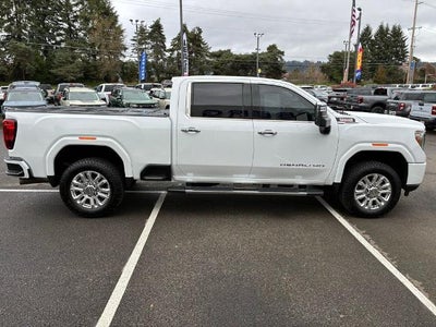 2022 GMC Sierra 2500 HD Crew Cab Standard Box 4-Wheel Drive Denali