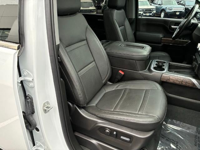 2022 GMC Sierra 2500 HD Crew Cab Standard Box 4-Wheel Drive Denali