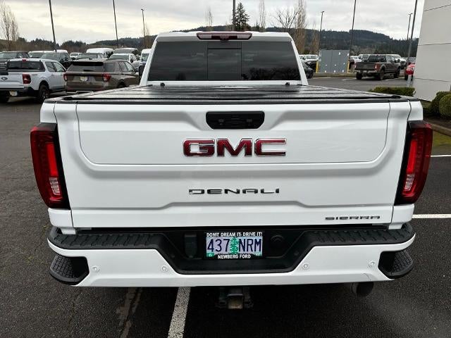2022 GMC Sierra 2500 HD Crew Cab Standard Box 4-Wheel Drive Denali