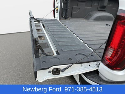2023 GMC Sierra 3500HD Crew Cab Long Box 4-Wheel Drive Denali