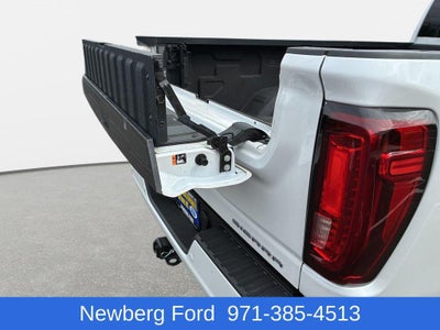 2023 GMC Sierra 3500HD Crew Cab Long Box 4-Wheel Drive Denali