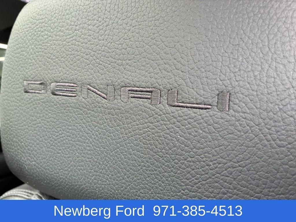 2023 GMC Sierra 3500HD Crew Cab Long Box 4-Wheel Drive Denali
