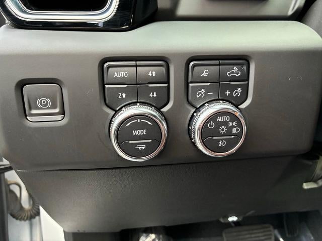 2024 GMC Sierra 3500HD Crew Cab Long Box 4-Wheel Drive Denali Ultimate