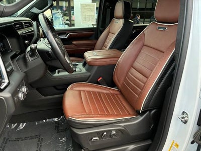 2024 GMC Sierra 3500HD Crew Cab Long Box 4-Wheel Drive Denali Ultimate