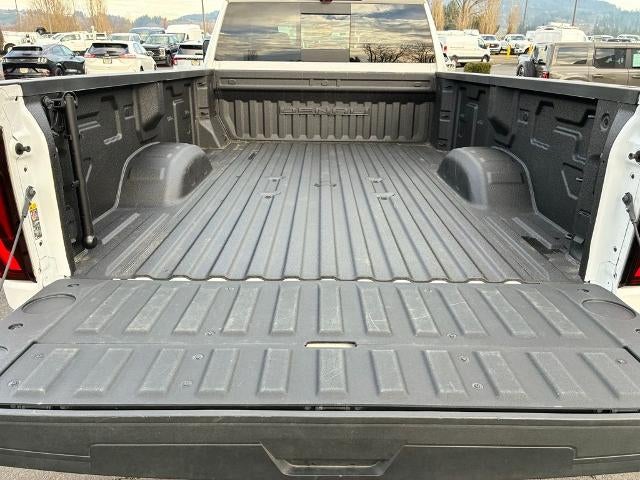 2024 GMC Sierra 3500HD Crew Cab Long Box 4-Wheel Drive Denali Ultimate