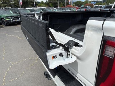 2025 GMC Sierra 3500HD Crew Cab Long Box 4-Wheel Drive Denali