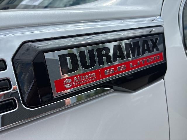 2025 GMC Sierra 3500HD Crew Cab Long Box 4-Wheel Drive Denali