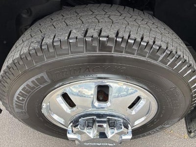2025 GMC Sierra 3500HD Crew Cab Long Box 4-Wheel Drive Denali