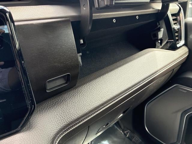 2025 GMC Sierra 3500HD Crew Cab Long Box 4-Wheel Drive Denali