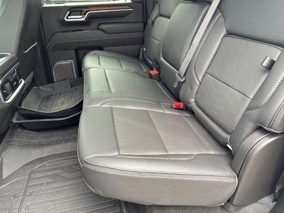 2025 GMC Sierra 3500HD Crew Cab Long Box 4-Wheel Drive Denali