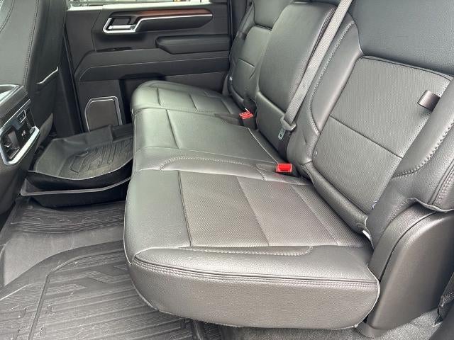 2025 GMC Sierra 3500HD Crew Cab Long Box 4-Wheel Drive Denali