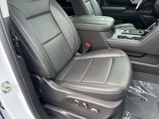 2025 GMC Sierra 3500HD Crew Cab Long Box 4-Wheel Drive Denali