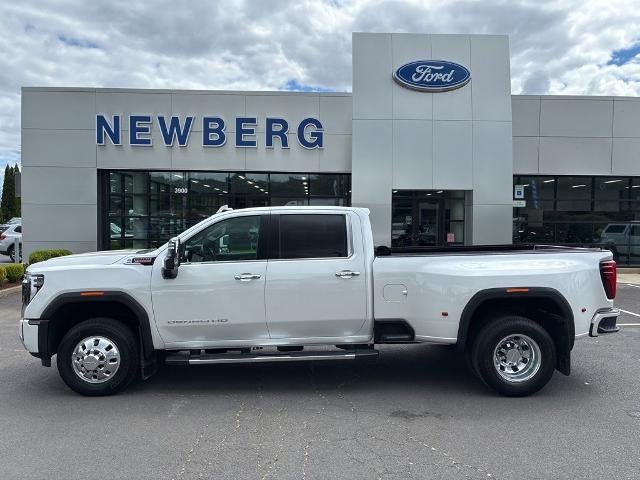 2025 GMC Sierra 3500HD Crew Cab Long Box 4-Wheel Drive Denali