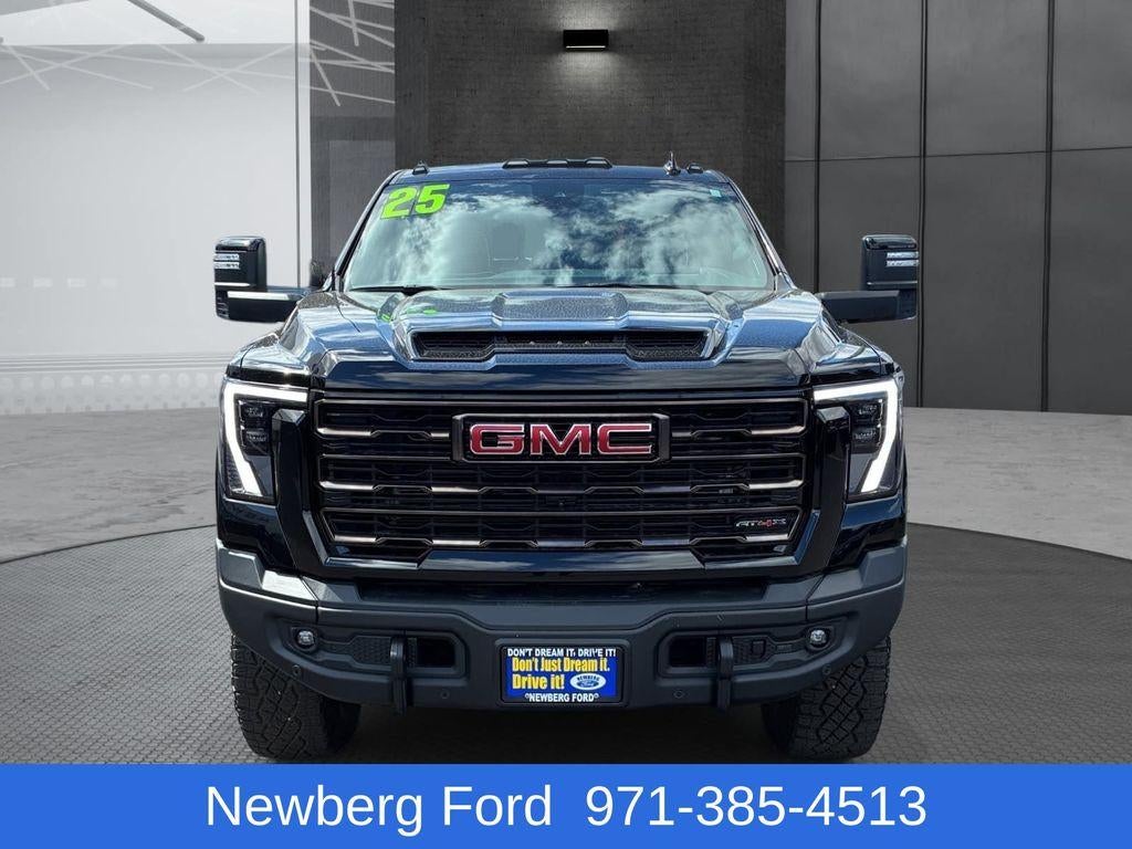 2025 GMC Sierra 2500 HD Crew Cab Standard Box 4-Wheel Drive AT4X