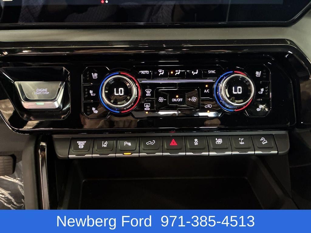 2025 GMC Sierra 2500 HD Crew Cab Standard Box 4-Wheel Drive AT4X
