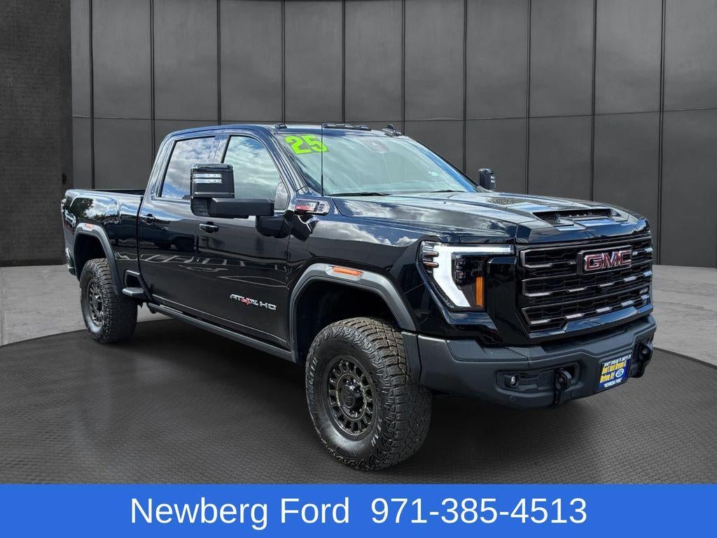2025 GMC Sierra 2500 HD Crew Cab Standard Box 4-Wheel Drive AT4X