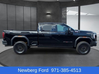 2025 GMC Sierra 2500 HD Crew Cab Standard Box 4-Wheel Drive AT4X