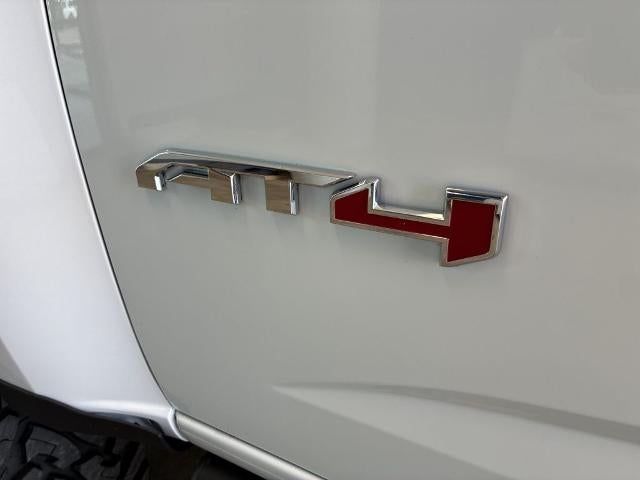 2021 GMC Canyon Crew Cab Short Box 4-Wheel Drive AT4 w/Leather