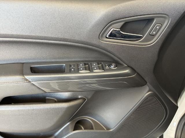 2021 GMC Canyon Crew Cab Short Box 4-Wheel Drive AT4 w/Leather