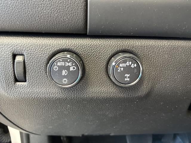 2021 GMC Canyon Crew Cab Short Box 4-Wheel Drive AT4 w/Leather