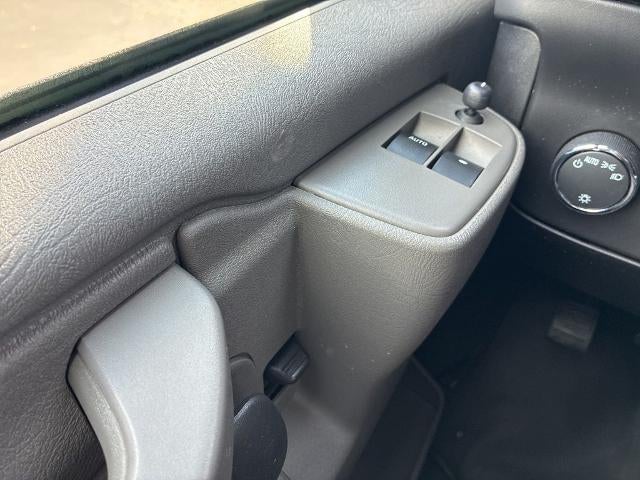 2023 GMC Savana Cargo Van 2500 Extended Wheelbase Rear-Wheel Drive