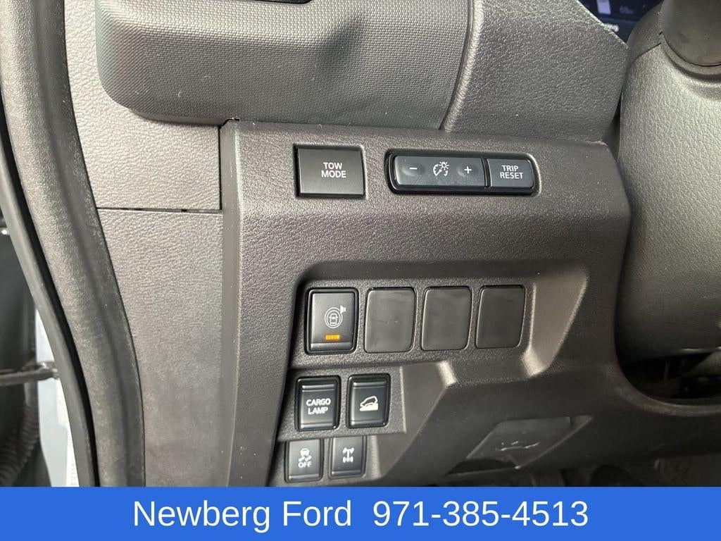 2024 Nissan Frontier Crew Cab 4x4 PRO-4X