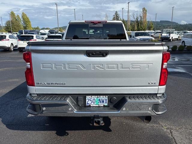 2022 Chevrolet Silverado 3500 HD Crew Cab Standard Box 4-Wheel Drive LTZ