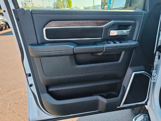 2021 RAM 3500 Laramie 4x4 Crew Cab 8' Box