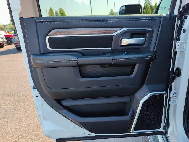 2021 RAM 3500 Laramie 4x4 Crew Cab 8' Box