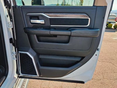 2021 RAM 3500 Laramie 4x4 Crew Cab 8' Box