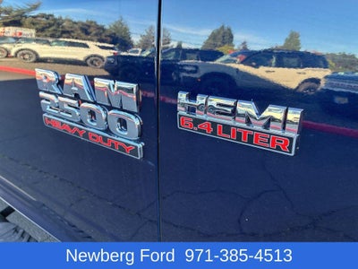 2015 RAM 2500 4WD Crew Cab 6.4 Ft Box Big Horn