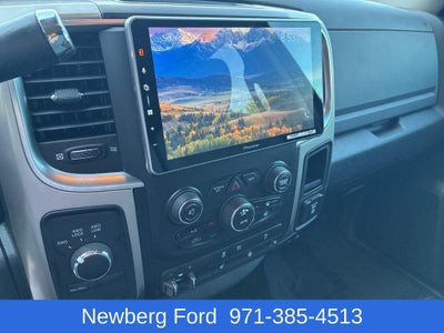 2015 RAM 2500 4WD Crew Cab 6.4 Ft Box Big Horn