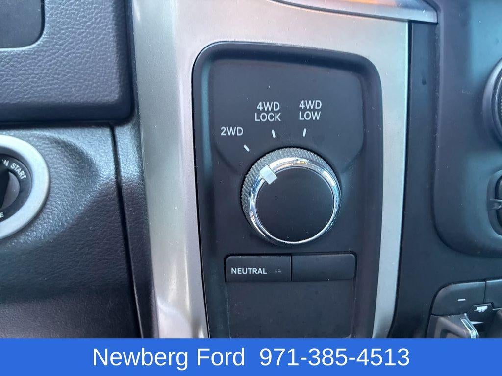 2015 RAM 2500 4WD Crew Cab 6.4 Ft Box Big Horn