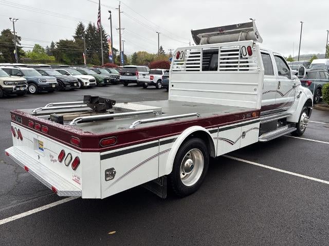 2008 Ford Super Duty F-650 Straight Frame Crew Cab XL